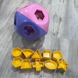 Tuppertoy Shape O Ball Sorter Pink Purple